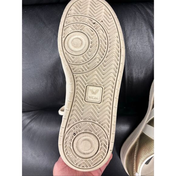 Veja V-10 LEATHER PLATINE PIERRE sneaker women’s Sz 9, $180 - Picture 10 of 10